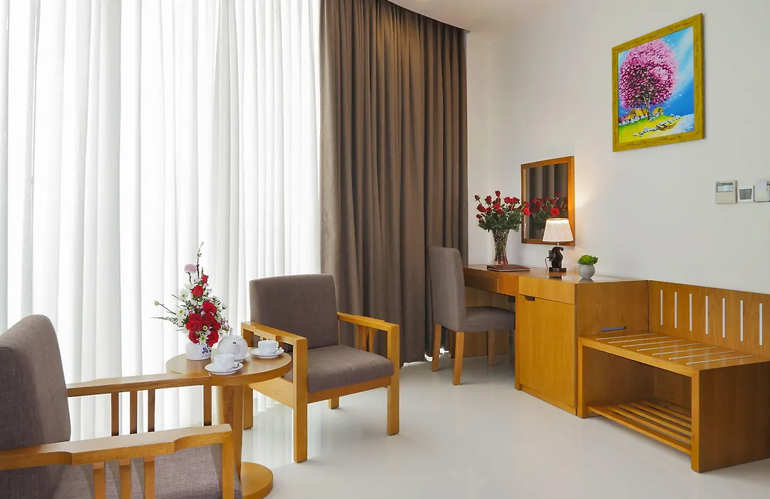 Golda Hotel-1