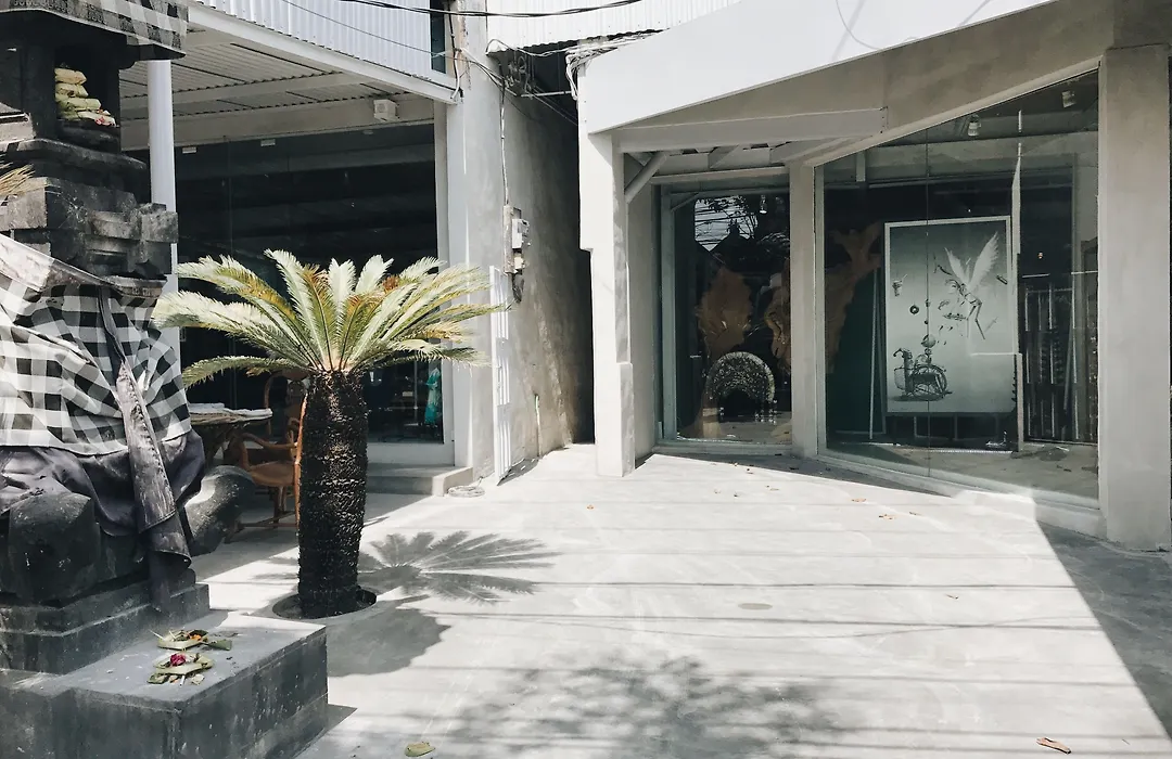 Lloyd'S Inn Bali-1