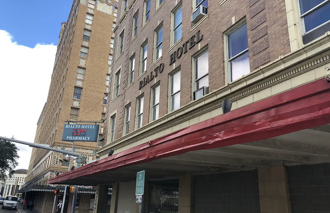 The Rialto Hotel-1