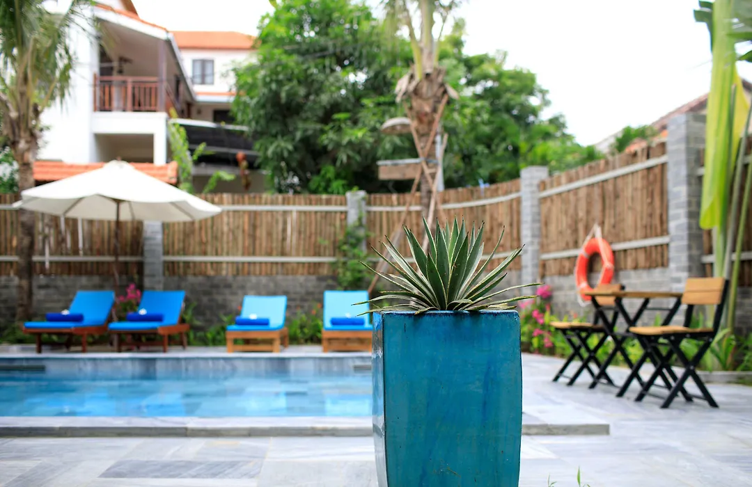 The Blue Alcove Hotel-1