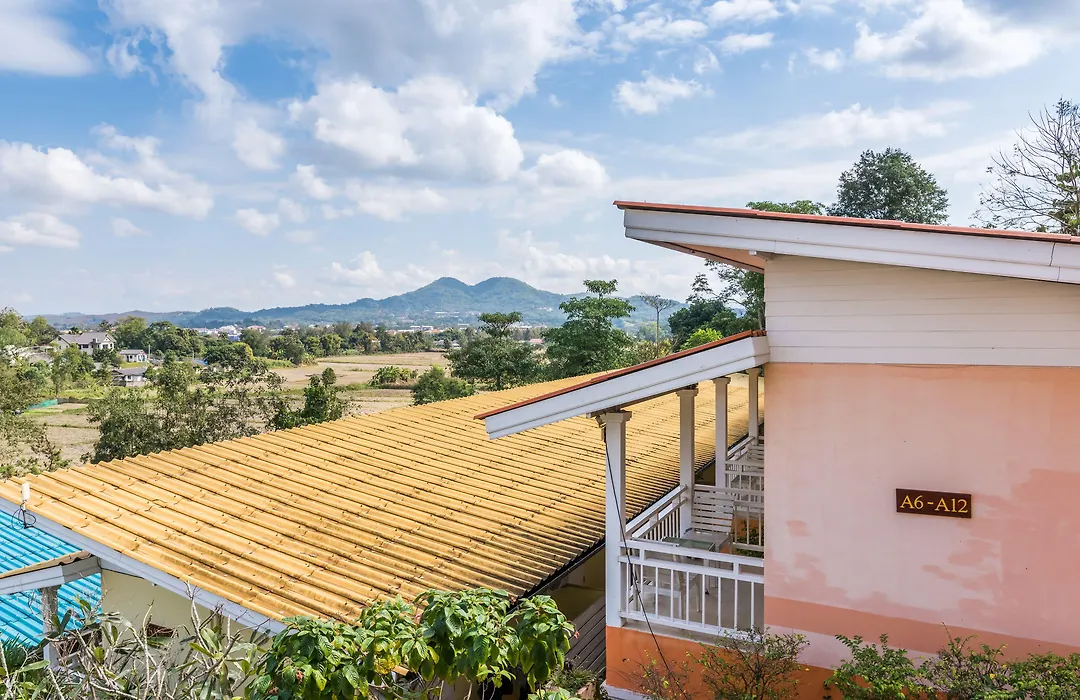 Chiangrai Lake Hill-1