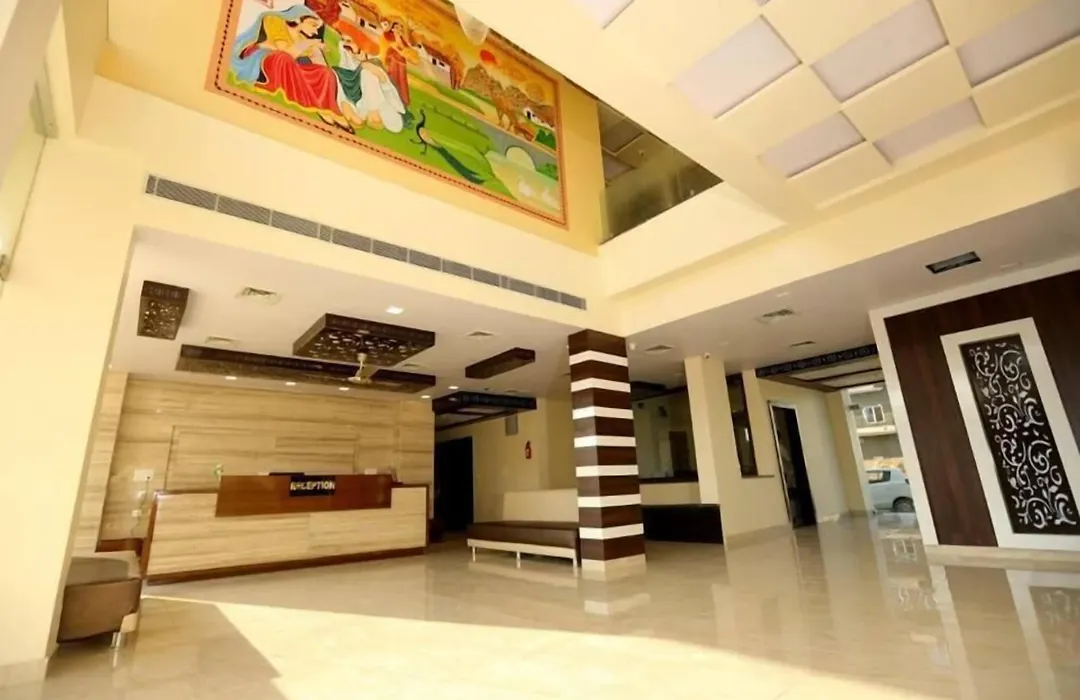 Rock Star Hotel-1
