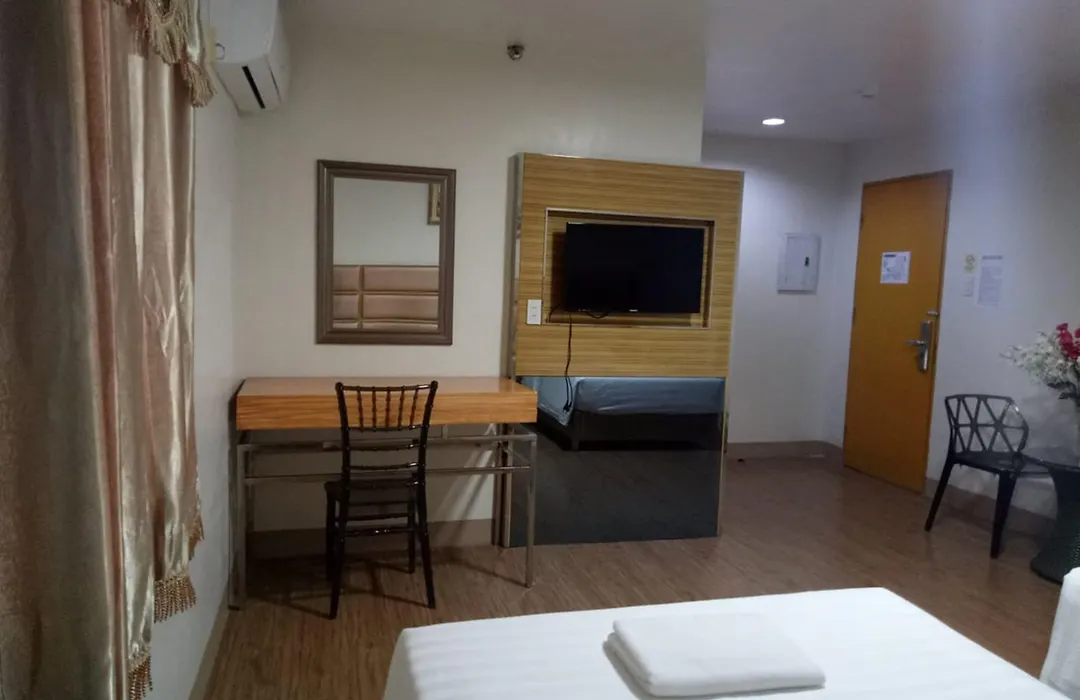 Meaco Royal Hotel - Batangas City-1