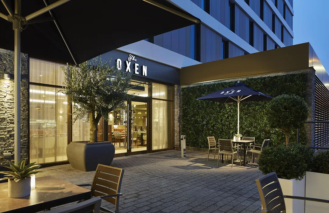 Courtyard By Marriott Oxford South-1