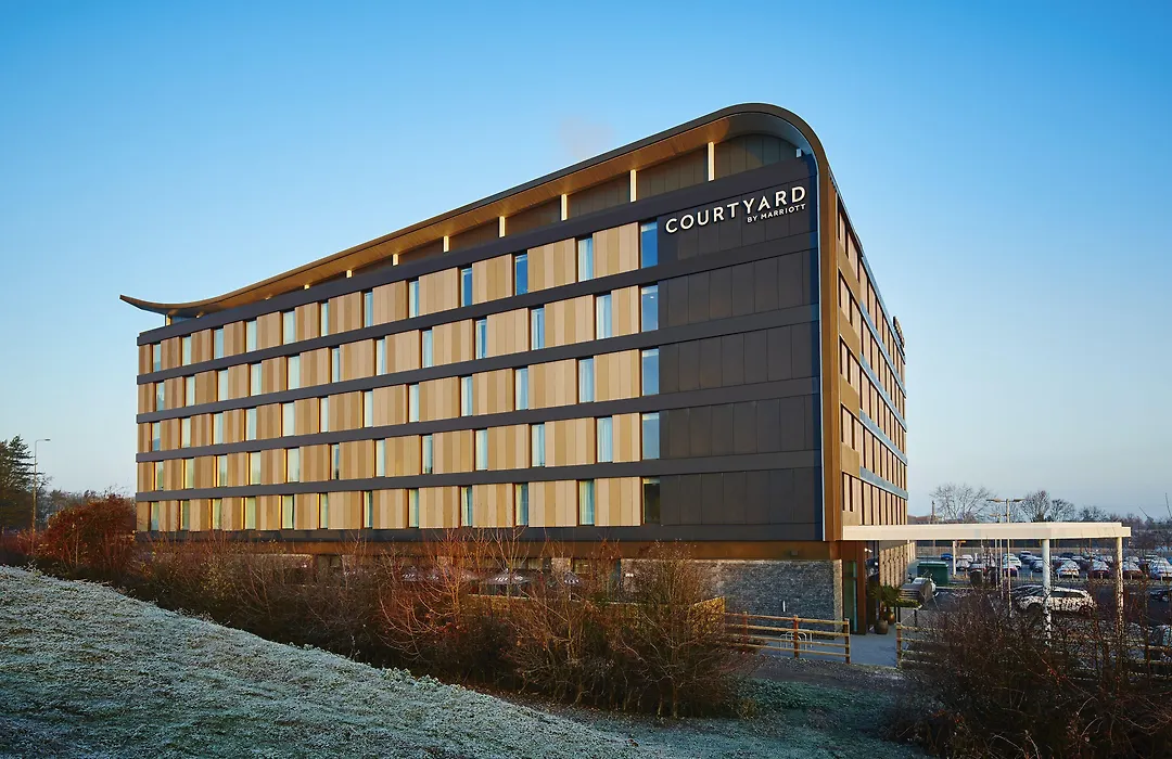 Courtyard By Marriott Oxford South-1