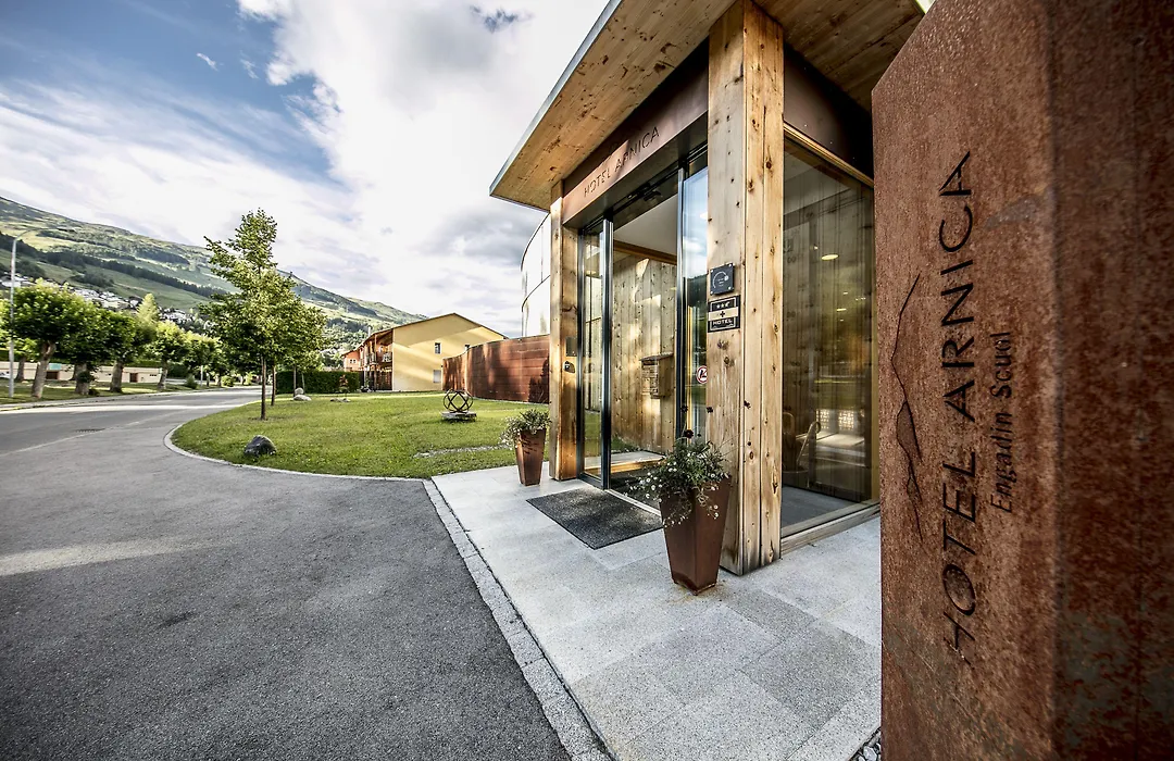 Hotel Arnica Scuol - Adults Only-1