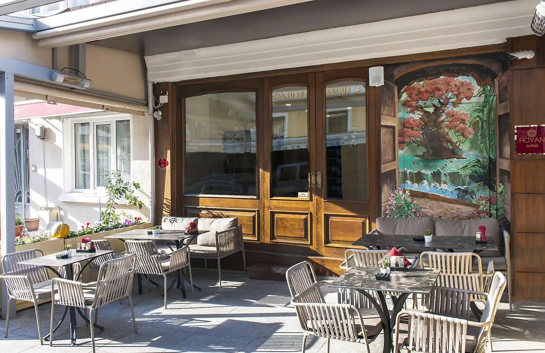 Royan Suites-1