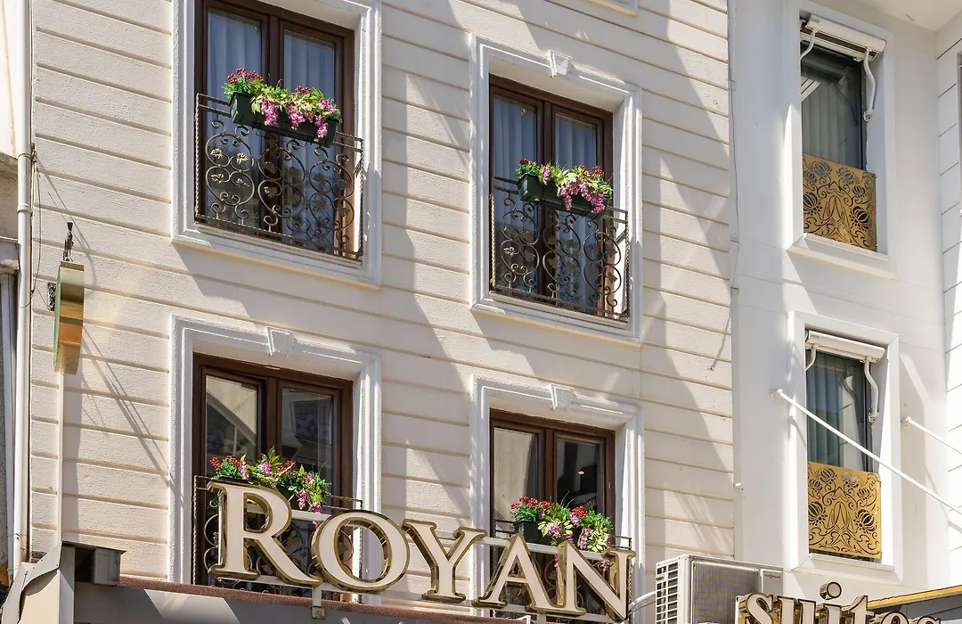 Royan Suites-1