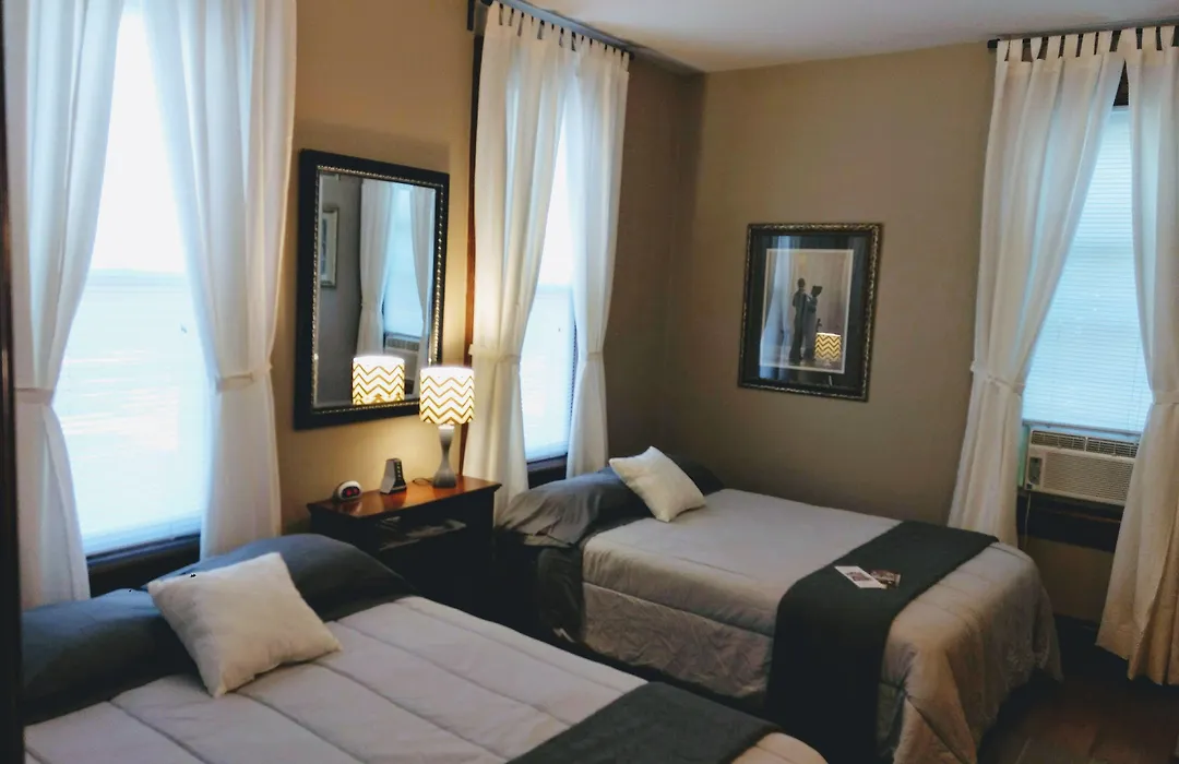 Carraway Guest House-1