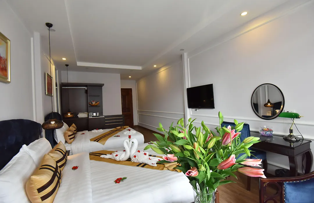 S Central Hotel And Spa-1