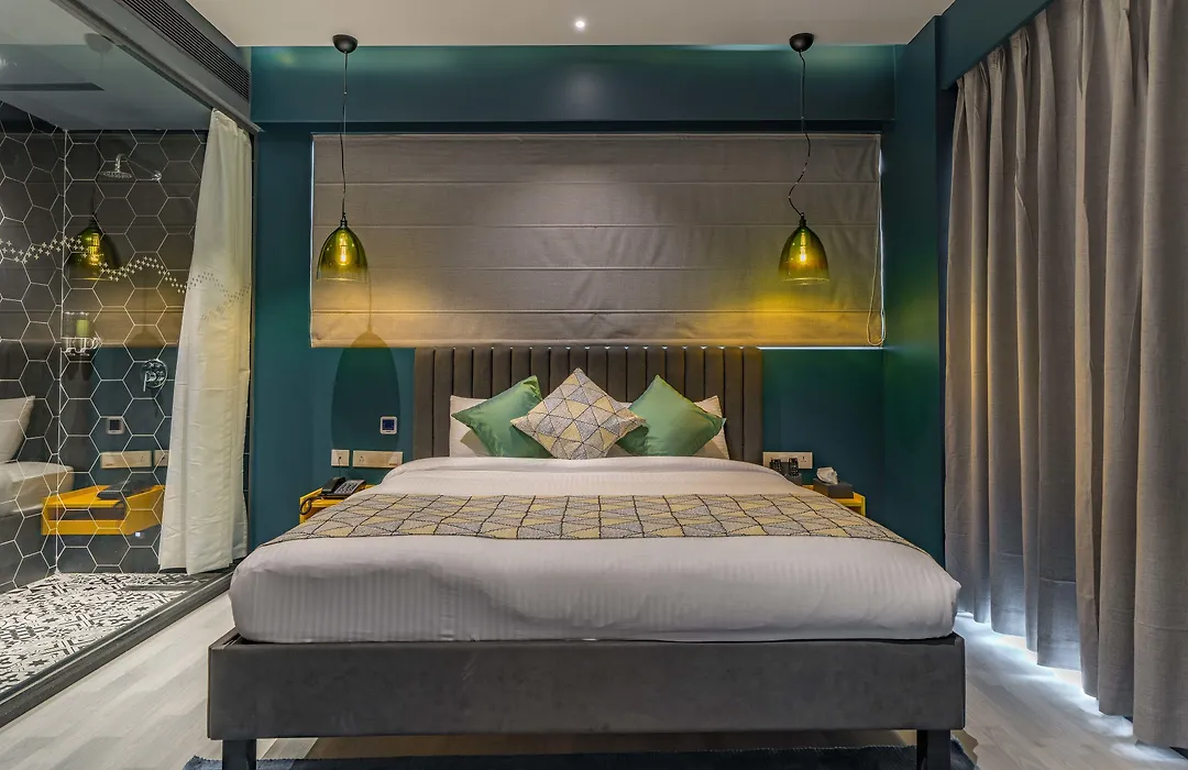 Hotel B Plus L-1