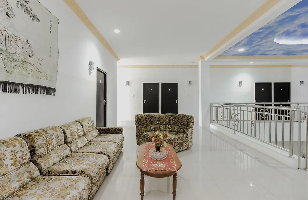 RedDoorz near Sam Ratulangi Airport Manado-1