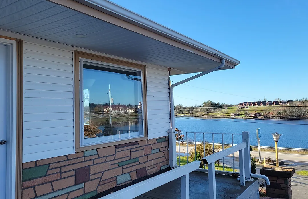 Novastar Motel On The Lake-1