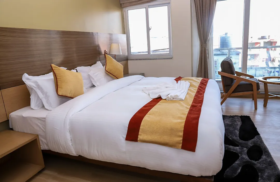 Retro Hotel And Spa-1