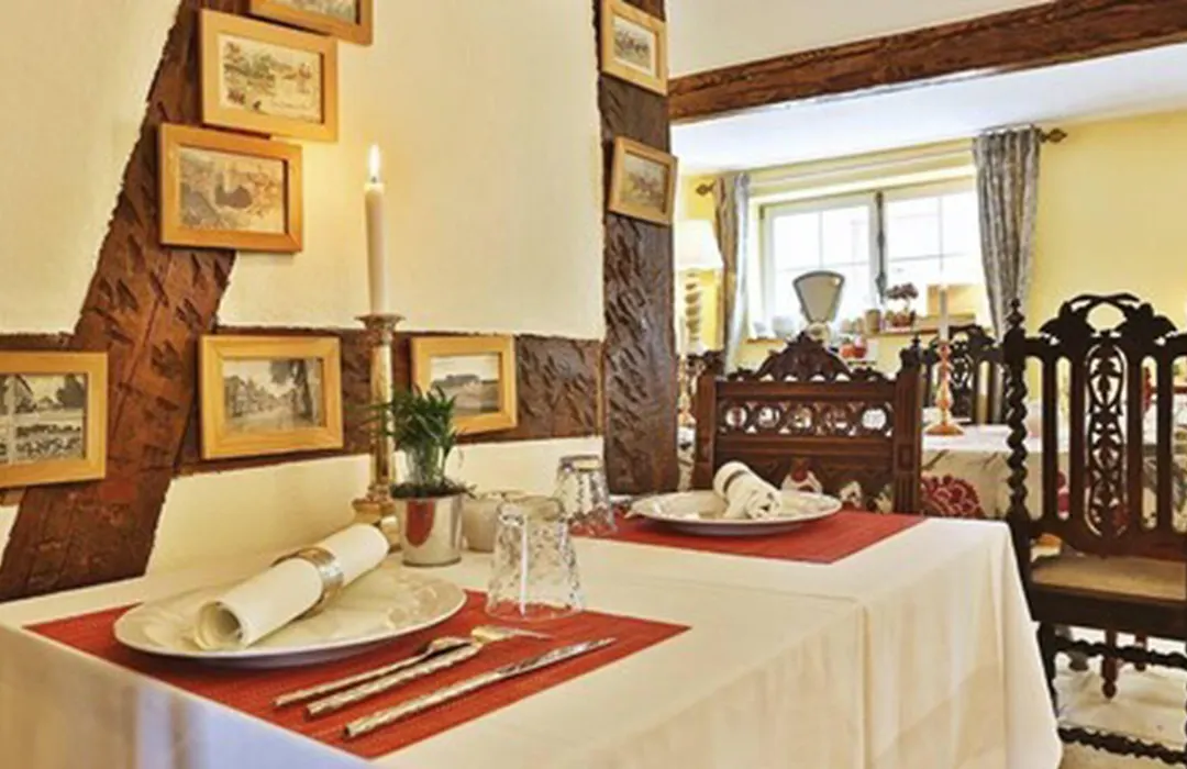 Hotel De Charme 'Zum Schiff'-1