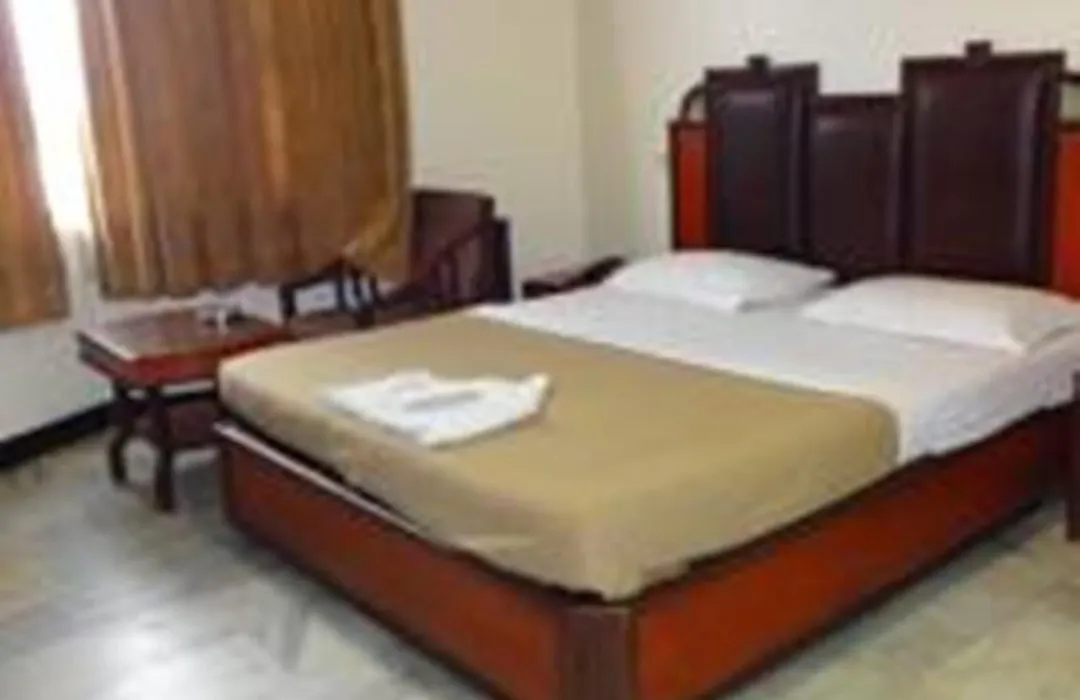 Hotel Naveen-1