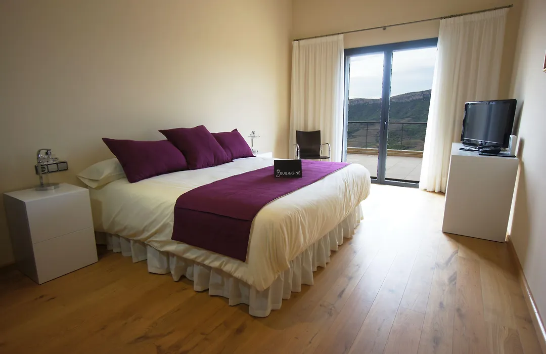 Buil & Gine Wine Hotel-1