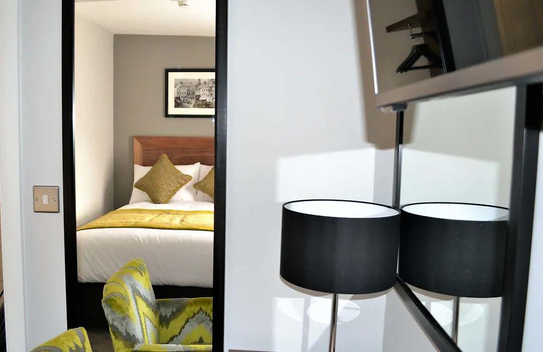 New Park Hotel-1