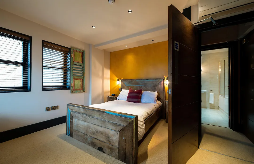 Charter House-1