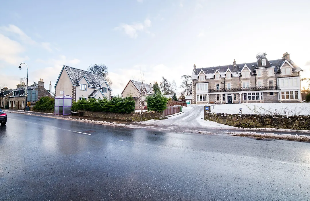 Oyo Braeriach Hotel, Highlands Scotland-1