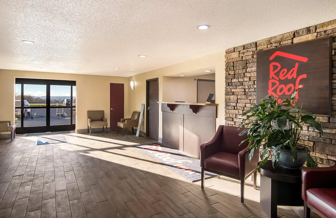 Red Roof Inn Greensburg-1