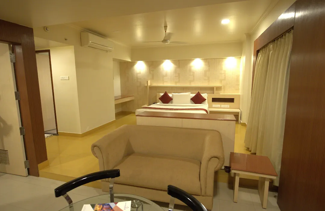 Sai International Hotel-1