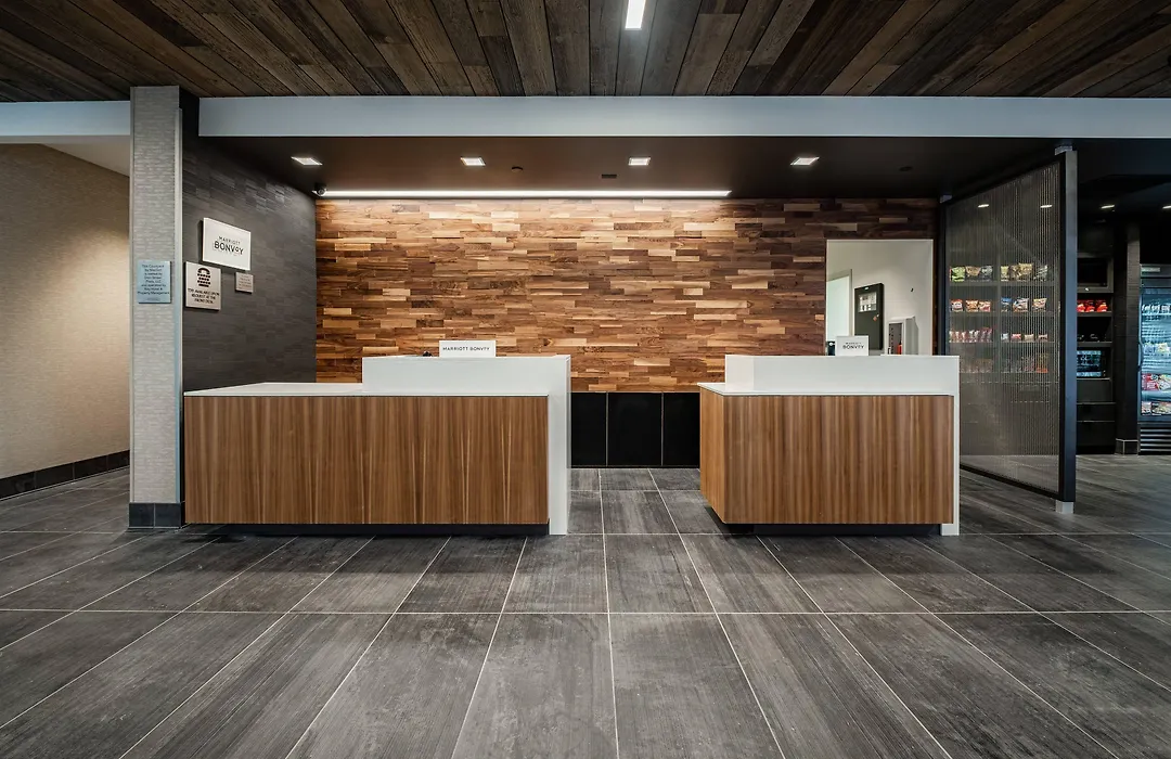 Courtyard By Marriott Toledo West-1