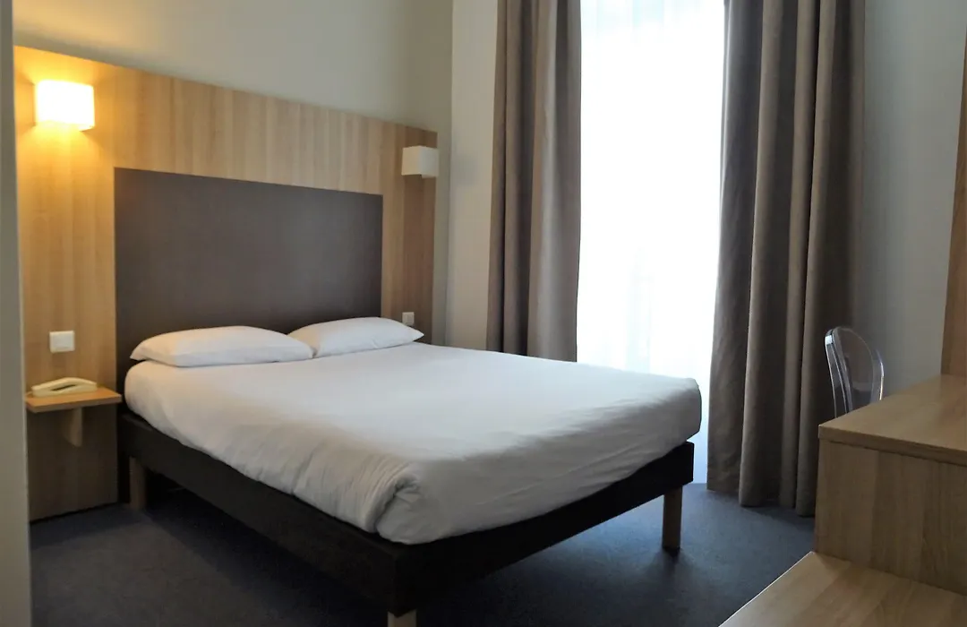 Hotel Saint-Patrick Coeur De Nantes-1