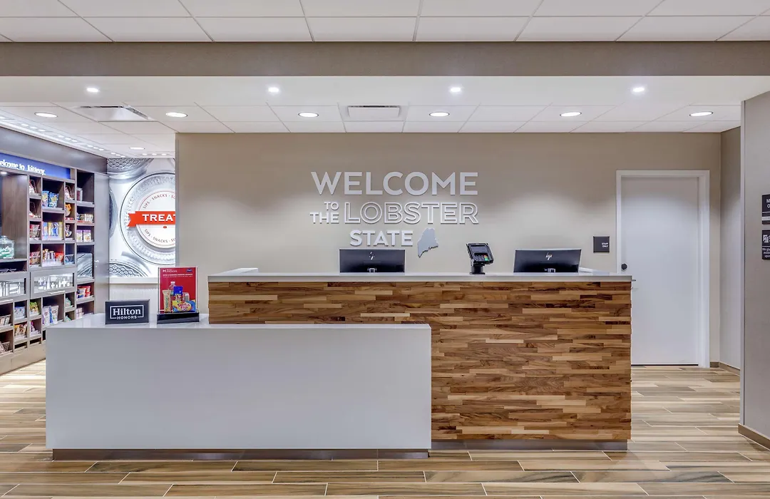 Hampton Inn & Suites Kittery-Portsmouth-1
