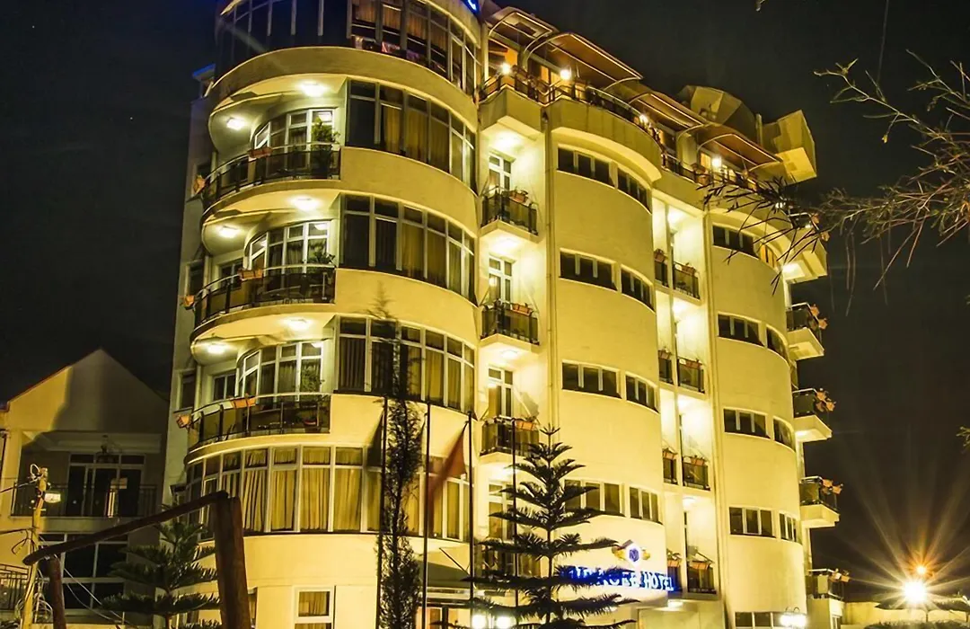 Miracle Hotel-1