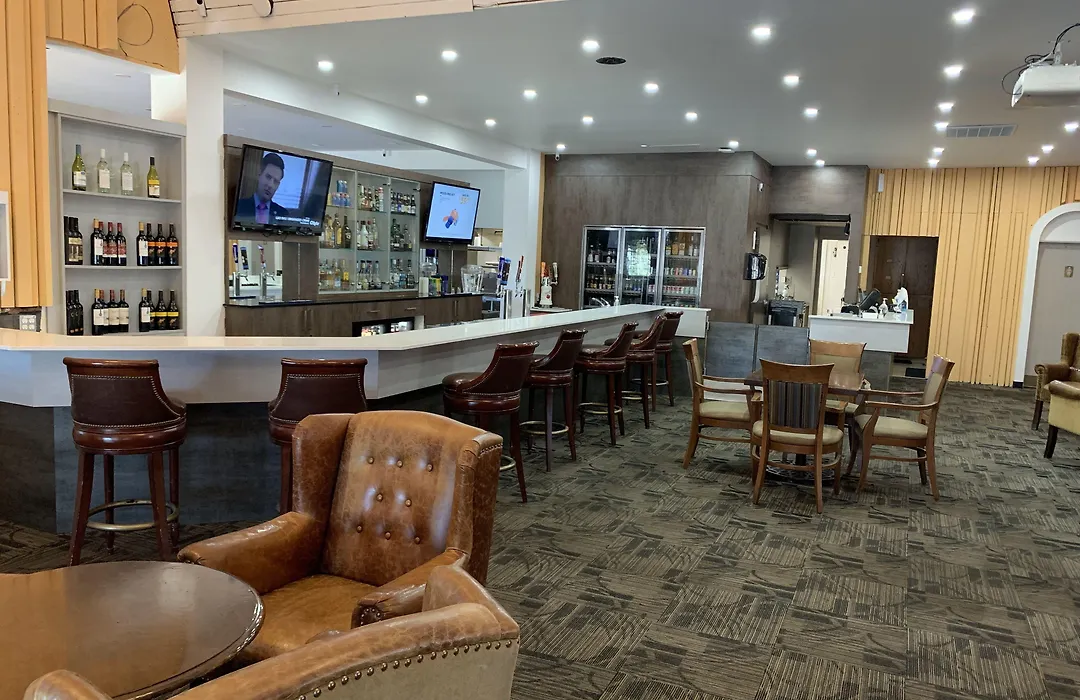 Medicine Hat Inn & Suites-1