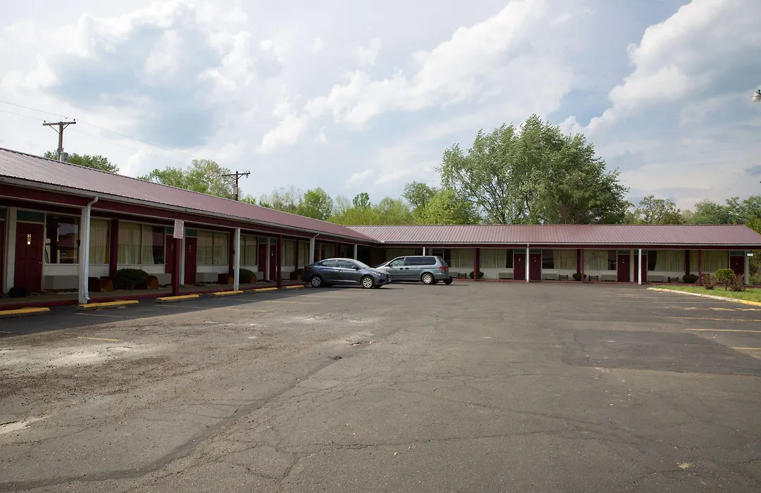 Highlander Motel-1