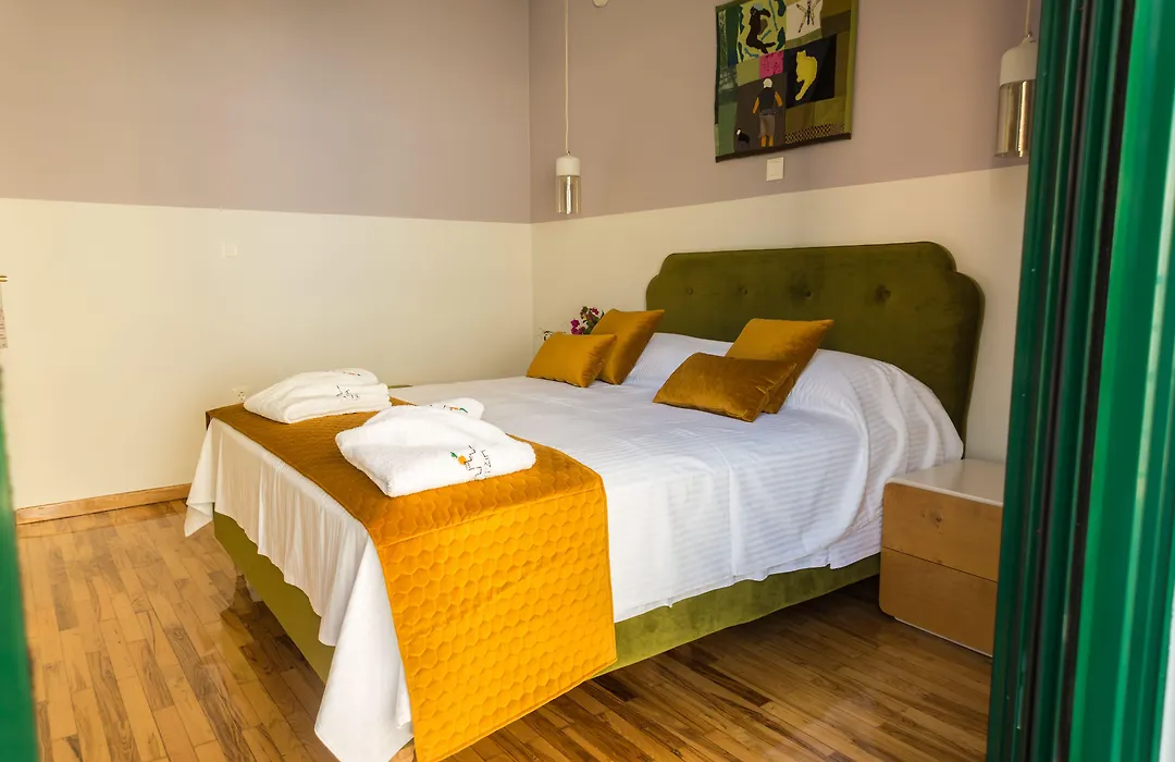 Neratzia Rooms-1