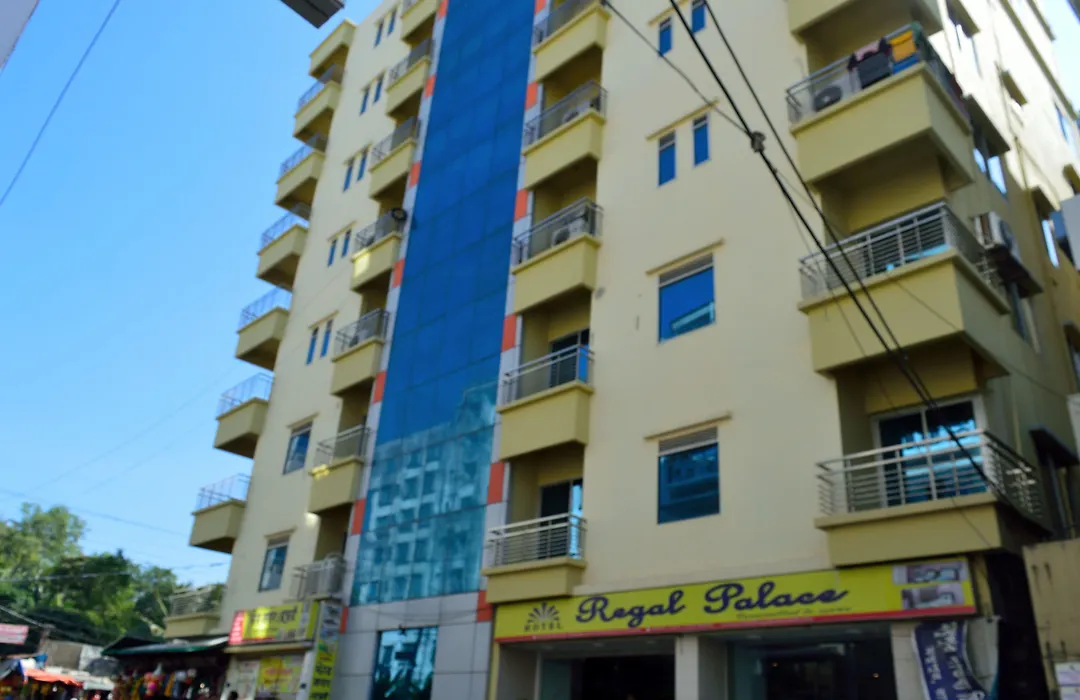 Hotel Regal Palace-1
