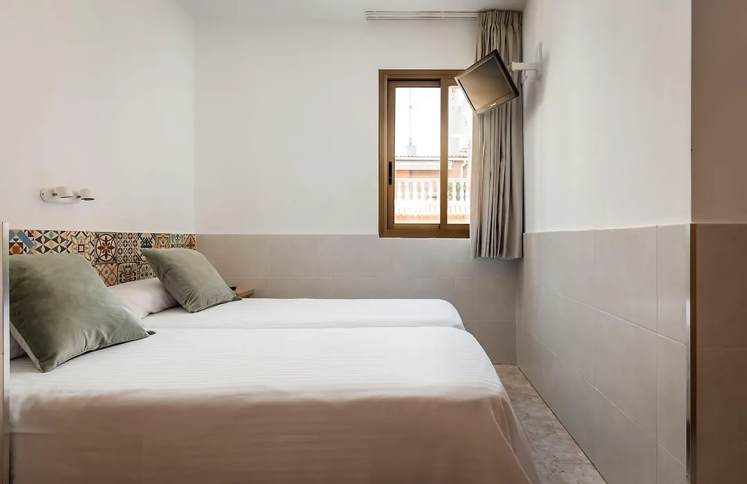 Hostal Baler-1