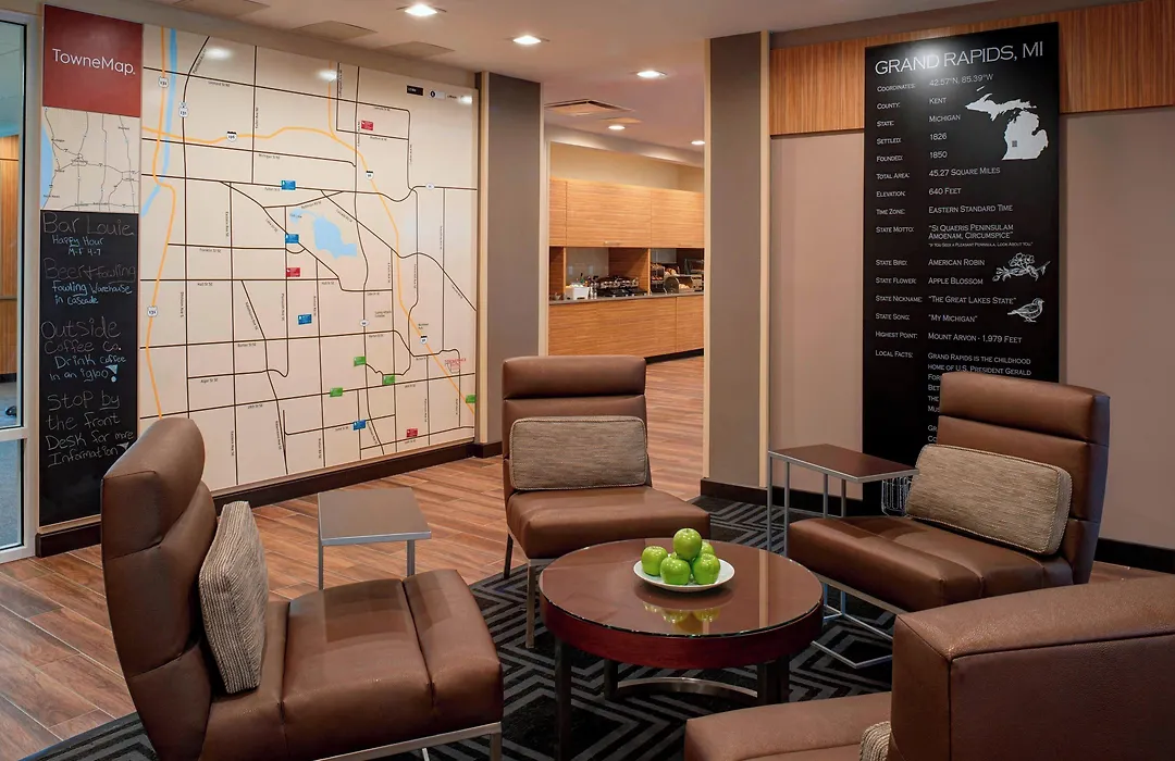 Towneplace Suites By Marriott Grand Rapids Airport-1