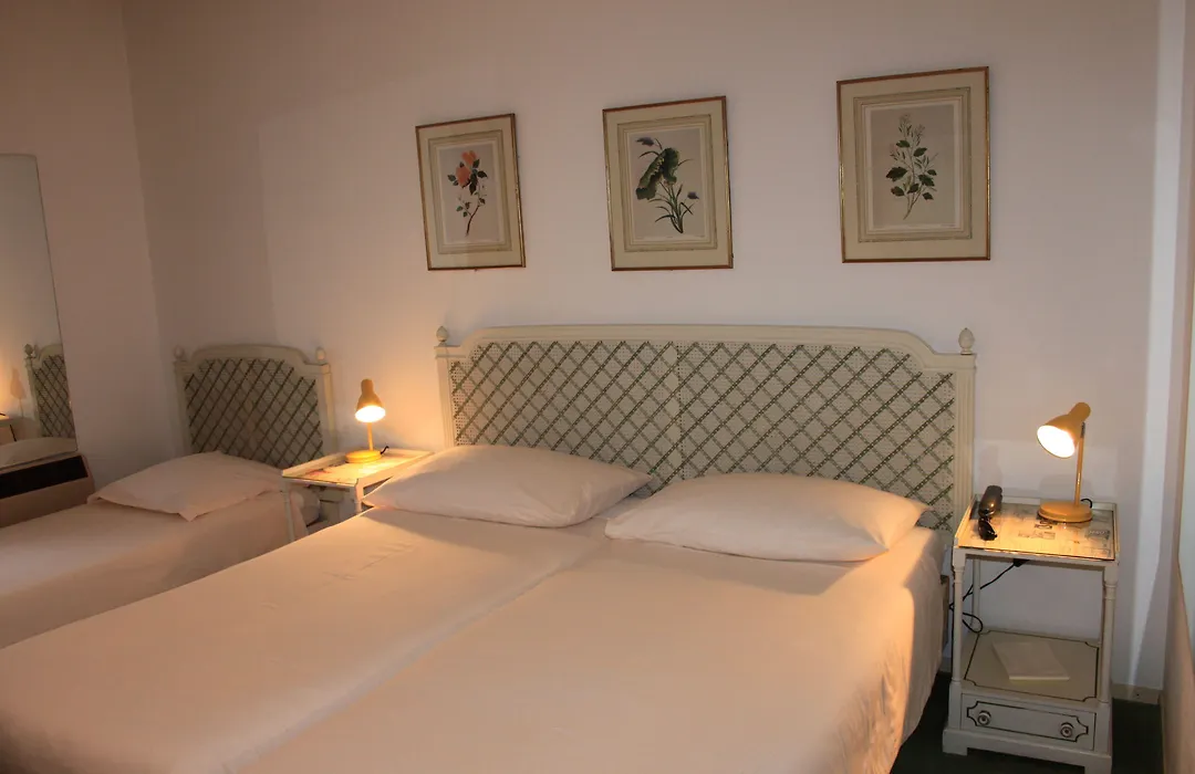 Piccolo Hotel-1