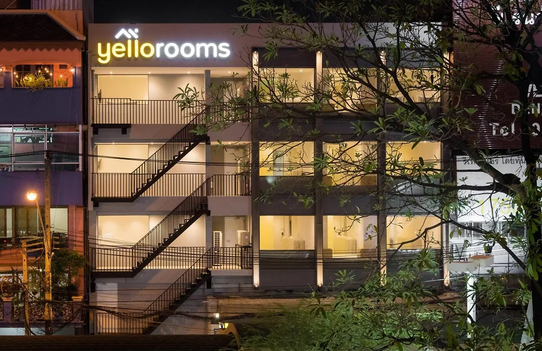 Yello Rooms Hotel Victory Monument-1