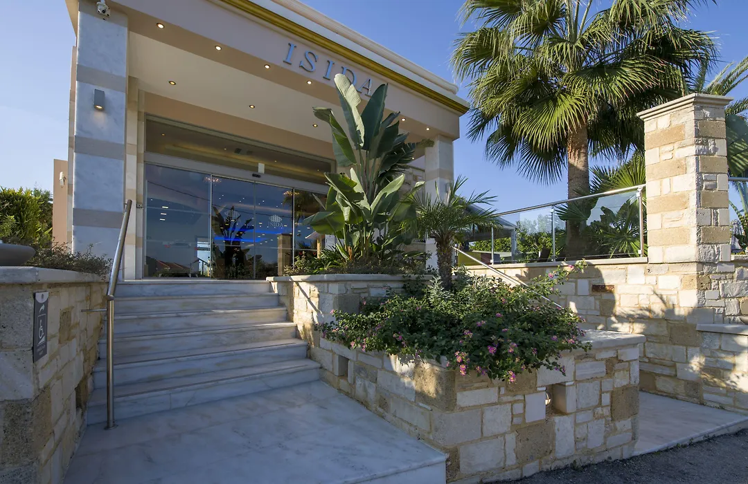 Isida Hotel Agia Marina-1