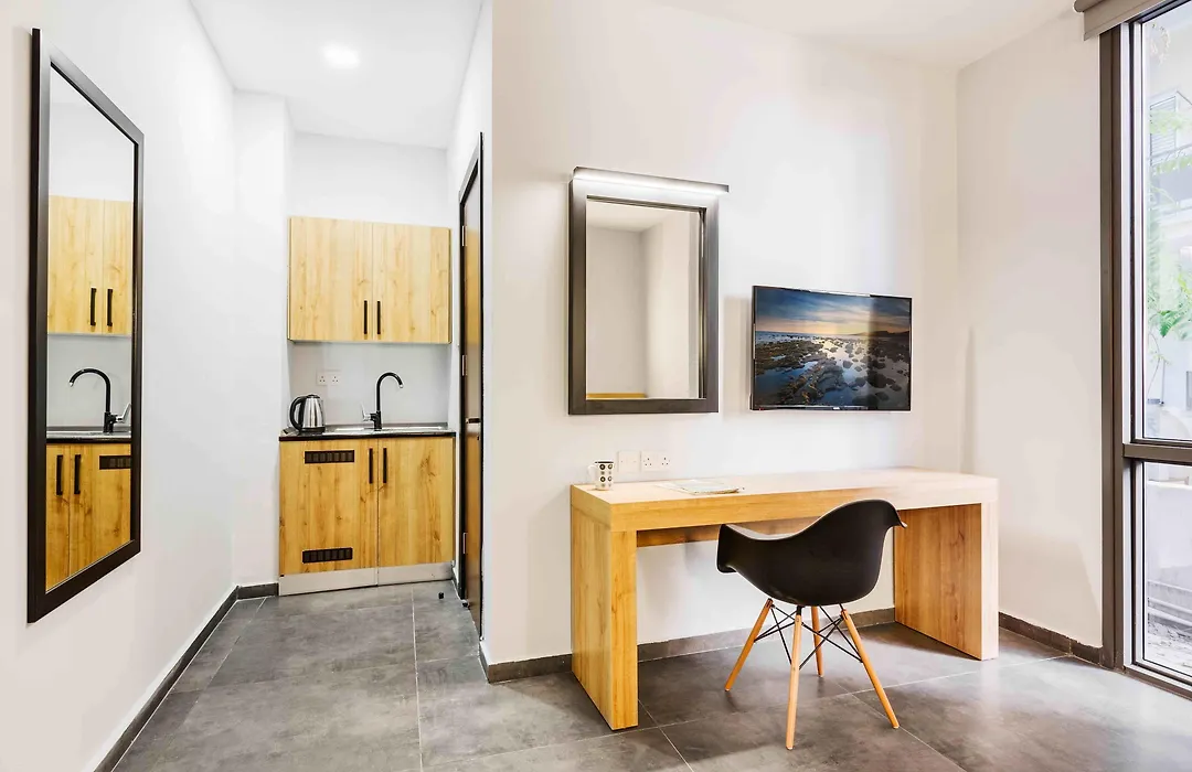 G Suites Luxury Rentals-1