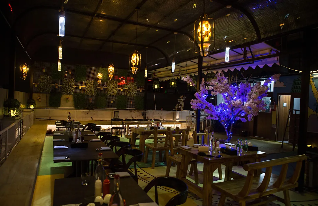 Capital O 36137 Vihaari 24 Business Hotel-1