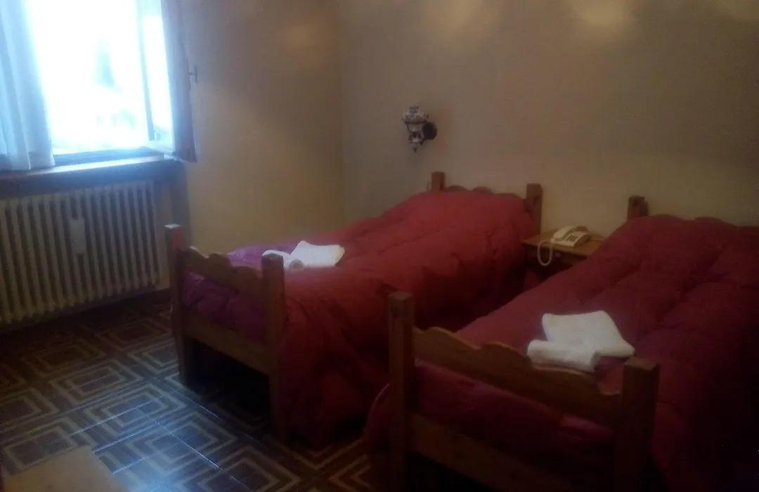 Hotel Gin-1