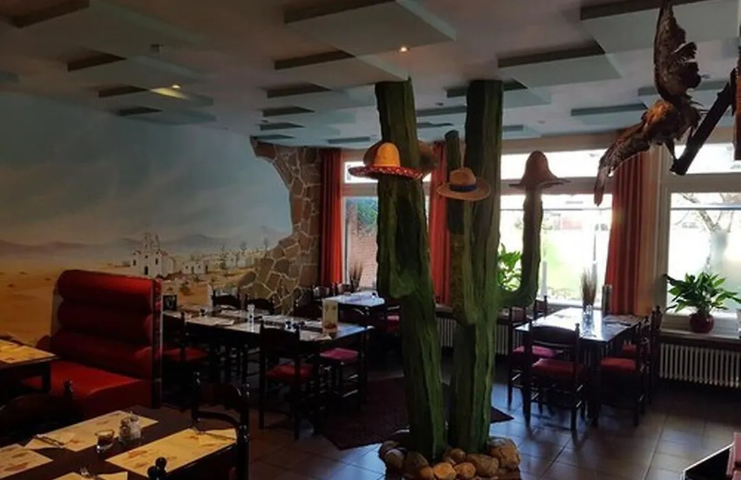 Desperados Hotel-1