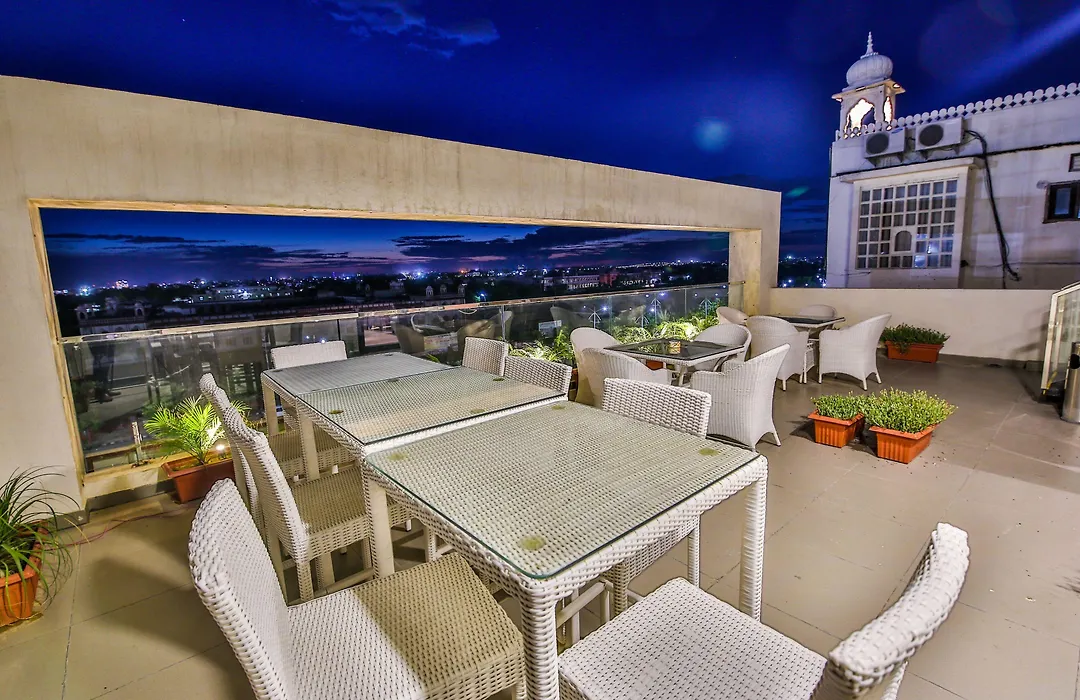 Hotel Sumaditya-1