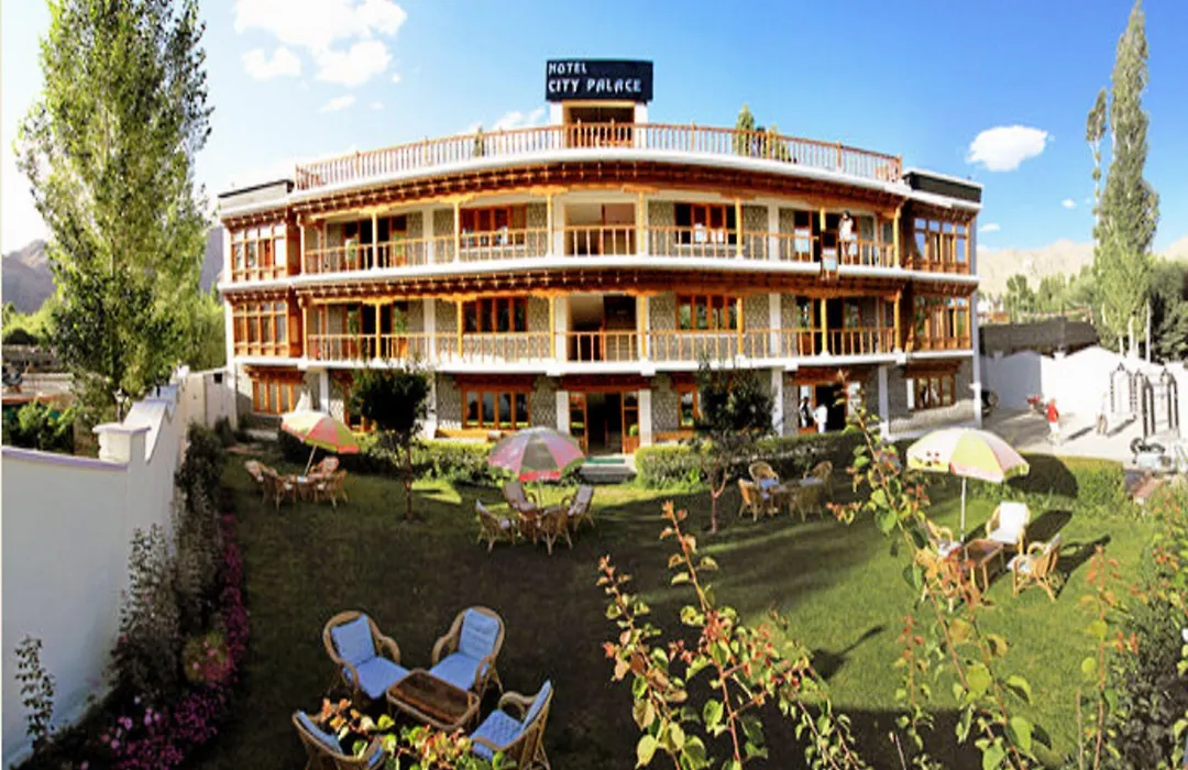 Hotel City Palace-1