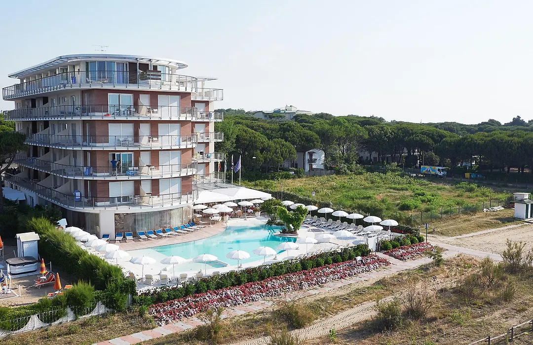 Jesolopalace Hotel & Aparthotel-1