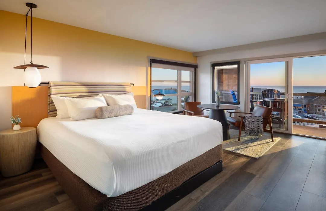 Inn At Cape Kiwanda-1