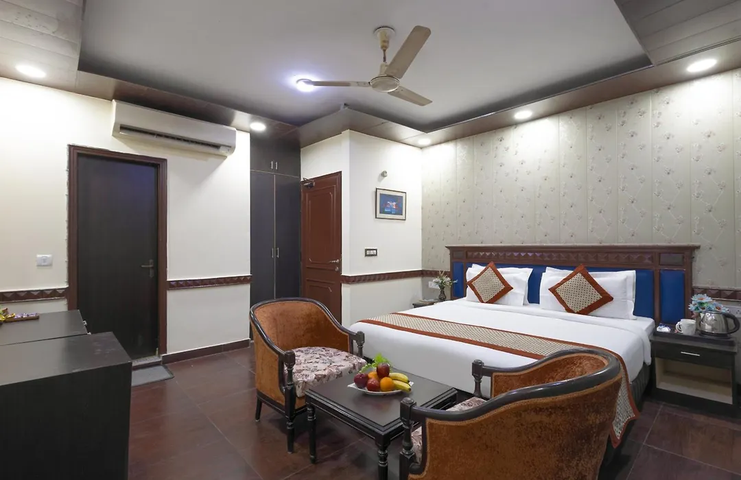 Hotel Amar Inn By Quadis - Lajpat Nagar-1