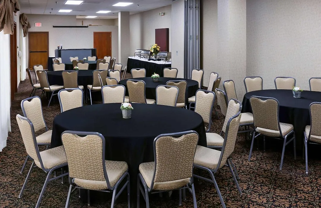 Radisson Hotel Bismarck-1