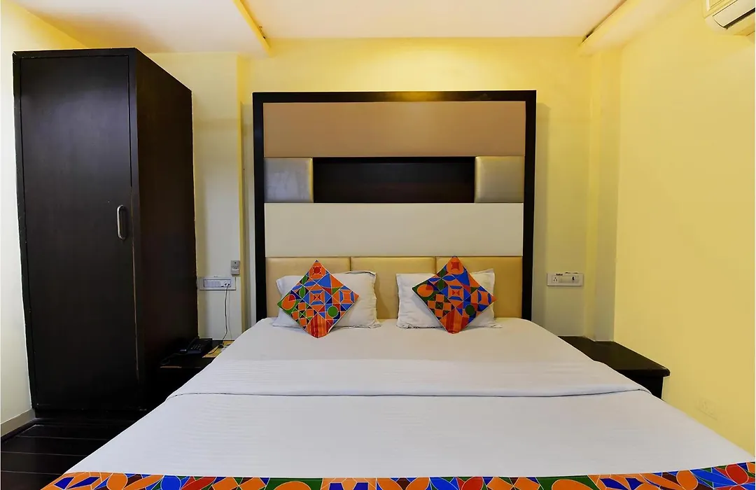 Fabhotel Tip Top-1